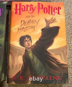 Ensemble complet de livres reliés Harry Potter 1-7 J K Rowling avec jaquettes 1ère édition