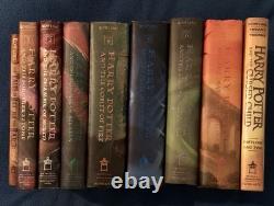 Ensemble complet de livres reliés Harry Potter 1-7 + L'enfant maudit et Les contes de Beedle le Barde