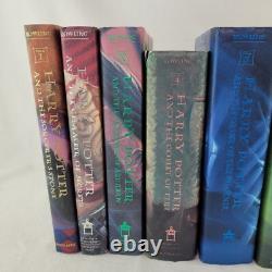 Ensemble complet de livres reliés en première édition américaine de Harry Potter 1-7 avec 4 livres bonus