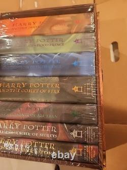 Ensemble complet des livres Harry Potter 1-7 SCELLÉ Neuf avec coffre