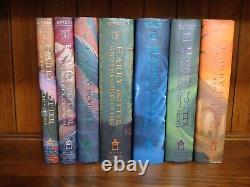 Ensemble complet des livres Harry Potter 1-7 en édition reliée - TRÈS BON/ TRÈS BON - Livres 4-7 sont des premières éditions