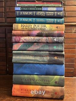 Ensemble de 13 livres HARRY POTTER Série complète (1-7) par JK Rowling HC/DJ + 6 BONUS
