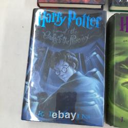 Ensemble de livres Harry Potter en édition reliée, ensemble complet 1-7 et Le Conte des Bardes, J.K. Rowling, en bon état