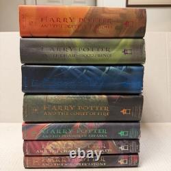 Ensemble de livres reliés Harry Potter 1-7 JK Rowling 4 premières éditions américaines À LIRE