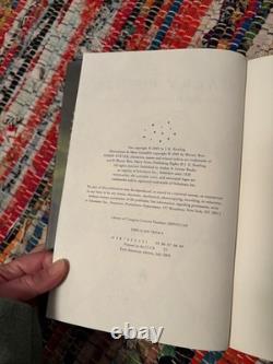 Ensemble de premières éditions en couverture rigide de Harry Potter 1-7 avec des impressions correspondantes de Beedle le Barde