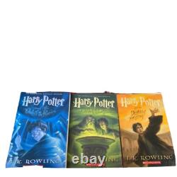 Harry Potter 7 Volumes Ensemble de livres de poche pour enfants L'ensemble complet de la collection de Harry Potter.