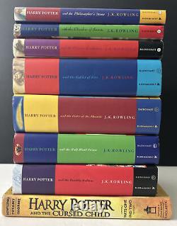 Harry Potter Années 1-7 Ensemble Complet De Livres De Couverture Rigide + Pub De Pluie D'enfant Maudit