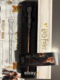 Harry Potter Baguettes Mystère Ensemble complet de 9 baguettes avec marque-pages