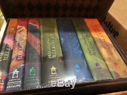 Harry Potter Box Chest Set Livres Complets À Couverture Rigide 1-7 Scellés En Usine