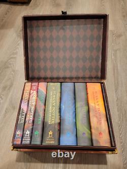 Harry Potter Coffret Rigide Livres 1-7 Malle Origine Scholastic Complet 2016