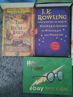 Harry Potter Complete Couverture Rigide Livre Set Lot Rowling Bonus Items Montrés