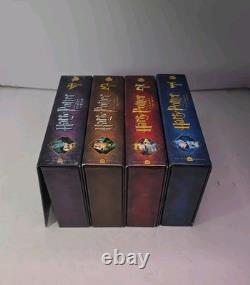 Harry Potter Édition Ultime Blu-Ray et DVD Coffret Années 1 à 4 Pas sûr que ce soit complet