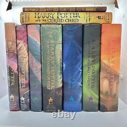 Harry Potter Ensemble Complet en Relié Livres 1-7 1ère édition américaine + Plus