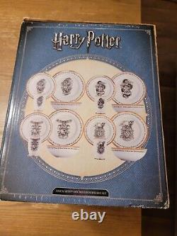 Harry Potter Hogwarts Maisons Ensemble De Vaisselle Complete Jamais Utilisé