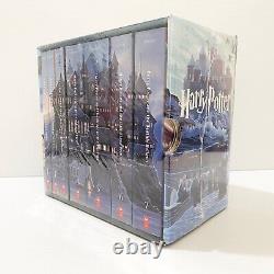 Harry Potter - La série complète - Couverture souple - Art de couverture par Kazu Kibuishi - BNIB