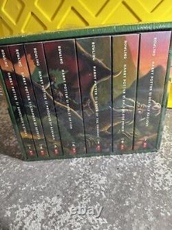 Harry Potter La série complète Livres 1-7 Ensemble de papier Scholastic Neuf Scellé