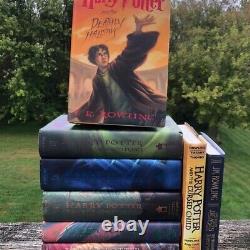 Harry Potter Première Edition 9 Book Complete Series Plus 2 Écrans Joue Hard Backb