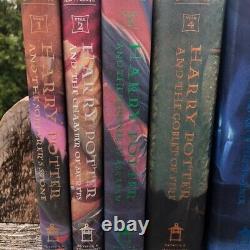 Harry Potter Première Edition 9 Book Complete Series Plus 2 Écrans Joue Hard Backb