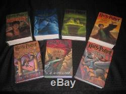 Harry Potter Relié Complet Book Set Livres 1-7 Poudlard Trunk Avec Des Autocollants