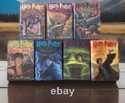 Harry Potter à l'école des sorciers J. K. Rowling Première Édition Ensemble de 7 Volumes
