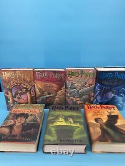 J K Rowling Coffret de livres HARRY POTTER COMPLET 1-7 HC (Tous) 1ères éditions américaines