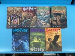 J K Rowling Coffret de livres HARRY POTTER COMPLET 1-7 HC (Tous) 1ères éditions américaines