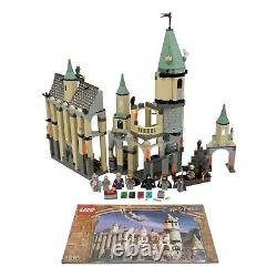 LEGO 4709 Château de Poudlard Harry Potter 100% Complet avec Toutes les Figurines & Manuel
