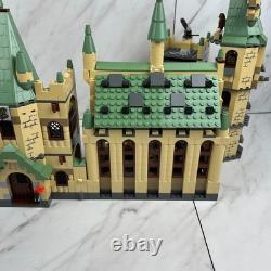 LEGO 4842 Harry Potter Château de Poudlard 99 % complet avec manuel