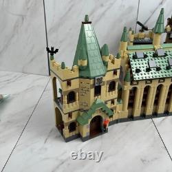 LEGO 4842 Harry Potter Château de Poudlard 99 % complet avec manuel