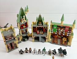 LEGO Harry Potter Château de Poudlard 4842 Complet Dans La Boîte D'Origine Avec Manuels