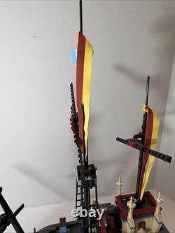 LEGO Harry Potter Set #4768 Le Navire Durmstrang 100% Complet Avec Manuel