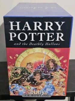 La Collection Complète de Harry Potter Coffret Bloomsbury 2007 Relié C'est Magique