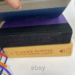 La série complète des livres Harry Potter en version reliée 1-7, illustrée par les volumes 1-4. À LIRE.