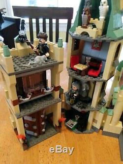 Le Château De Lego Harry Potter Hogwarts Set 100% Complet 4842 Toutes Les Pièces Minifigs