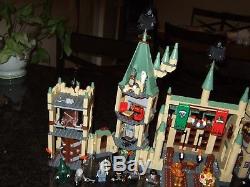 Lego # 4842 & # 4867 Le Château De Poudlard 100% Complet Avec Manuels, Mini-chiffres Et Bonus