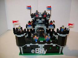 Lego 6085 Black Knights Castle Du Monarch Noir Complet Avec Instructions