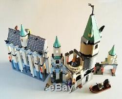 Lego Harry Potter 4709 Château De Poudlard 2001 Avec Les Instructions Et La Boîte