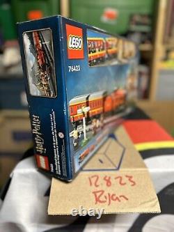 Lego Harry Potter 76423 Le Poudlard Express & La Gare de Pré-au-Lard (1074 pièces)