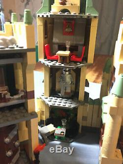 Lego Harry Potter Château De Poudlard 99% Complete Tous Les Manuels 4842 Pas De Figurines