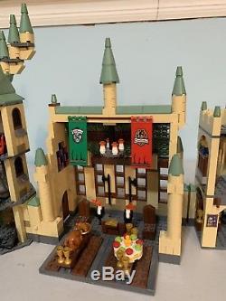 Lego Harry Potter Château De Poudrier 4842 100% Complet Avec Instructions