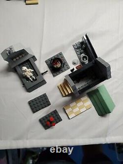 Lego Harry Potter Cimetière Duel # 100% Complet 4766 Avec Minifigures / Réservez
