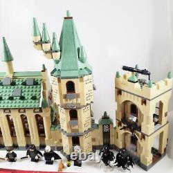 Lego Harry Potter Hogwarts Castle (4842) 100% Complet W Minifigures Mais 1 Décal