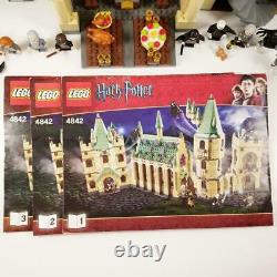 Lego Harry Potter Hogwarts Castle (4842) 100% Complet W Minifigures Mais 1 Décal
