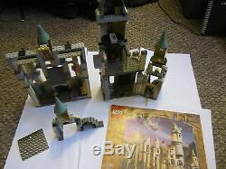 Lego Harry Potter Set 4709 Château De Poudlard En Vrac, Presque Complet