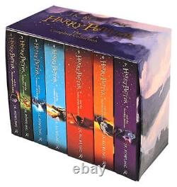 Livres avec la collection complète de Harry Potter / J.K. Rowling