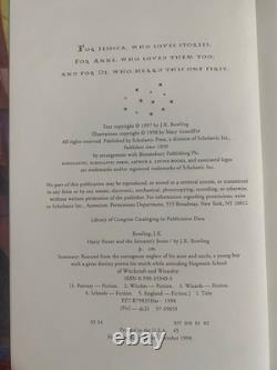 Lot complet Harry Potter 1-7 en reliure rigide avec jaquettes, toutes premières éditions américaines