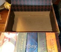 Nouveau Harry Potter Relié Complete Set Box Dans Le Coffre Volume 1-7 Livre Livres