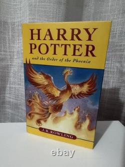 Série complète de Harry Potter comprenant le RARE Cinquième Livre Édition Canadienne