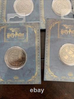 Universal Studios Harry Potter Hogsmeade Carte des marqueurs de sorts + 11 pièces COMPLÈTE