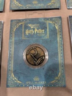 Universal Studios Harry Potter – Marqueurs de sortilèges : 11 pièces et carte de Pré-au-Lard – COMPLET
